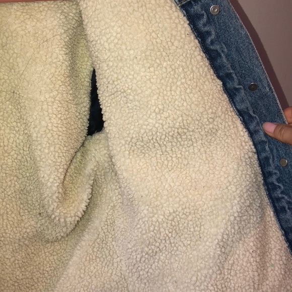 Levi’s Original Sherpa Trucker Jacket - Picture 5 of 6